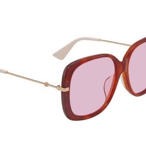 😎Never worn, 100% authentic Gucci GG0511SA sunglasses 🤍